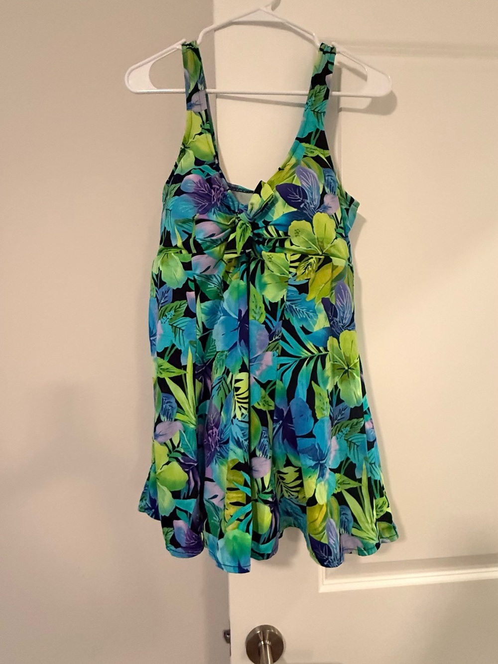 Penbrooke Tropical FloralSwimdress OnePiece Swimsuit Tummy Control Built In Br💛 - Picture 3 of 9